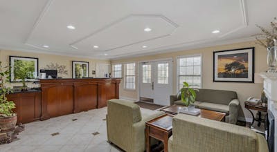 Best Western Pineywoods Inn