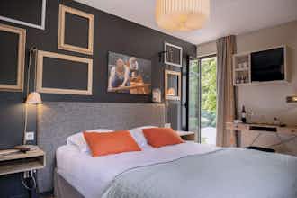 Hotel Les Demeures De Varennes, Bw Signature Collection photo 2