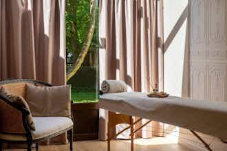 Hotel Les Demeures De Varennes, Bw Signature Collection photo 4