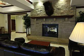 Hotel Crown Pointe Lodge, Bw Signature Collection photo 3