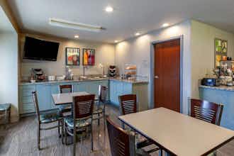 Hotel Best Western Plus Woodstock Inn & Suites photo 4