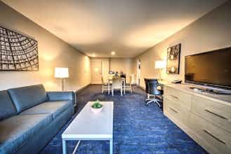 Hotel Best Western Plus Media Center Inn & Suites photo 5