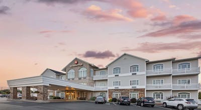Best Western Plus Dutch Haus Inn And Suites