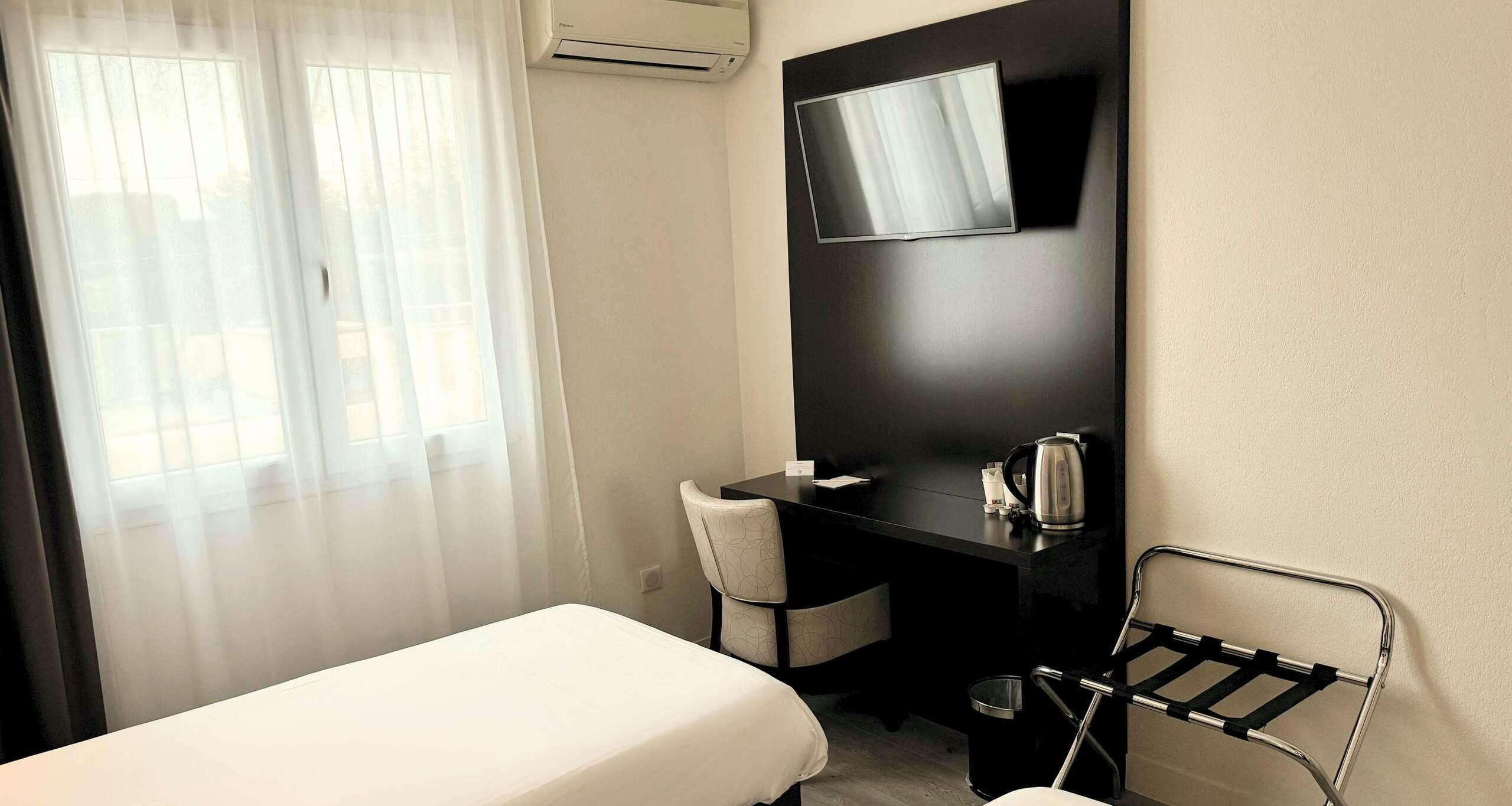 Hotel Best Western Les Portes De Provence photo 1