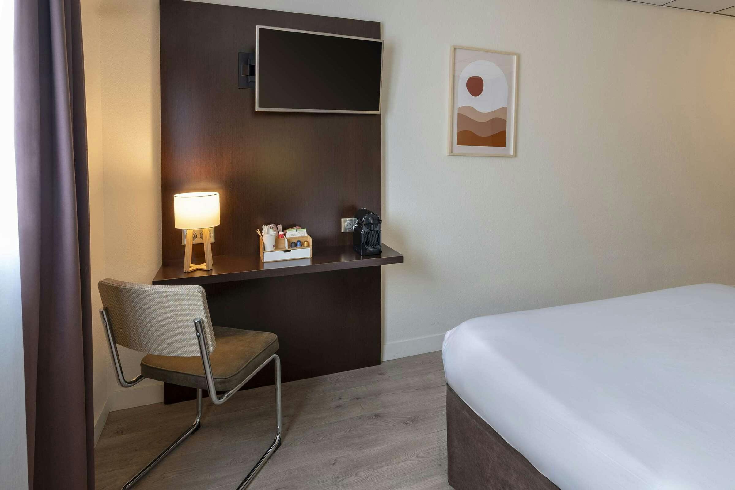 Hotel Best Western Les Portes De Provence photo 5