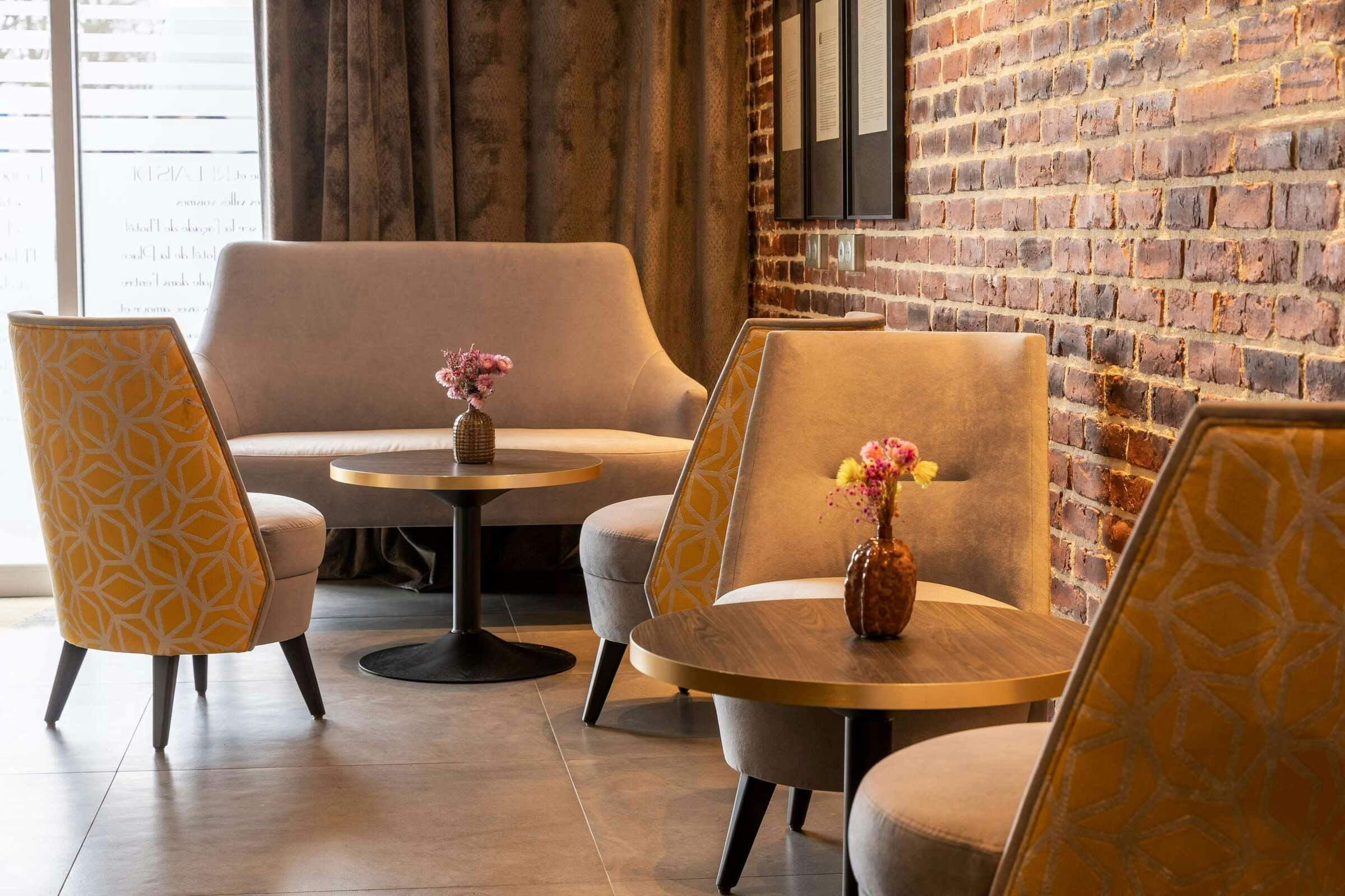 Hotel Royal Hotel Caen Centre photo 4