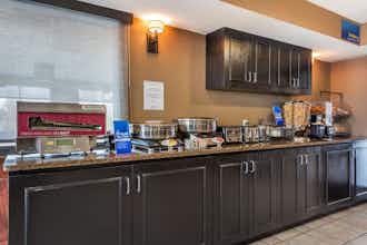 Hotel Best Western Strathmore Inn photo 2