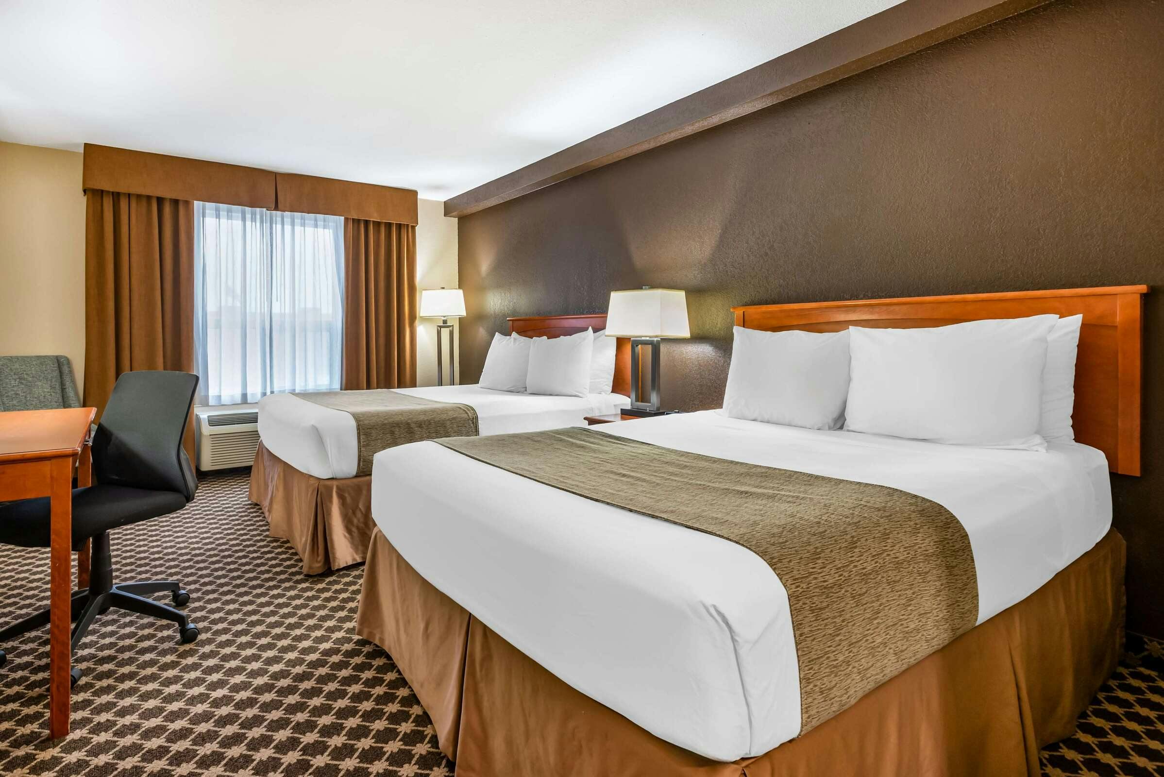 Hotel Best Western Strathmore Inn photo 4