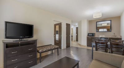 Best Western Suites