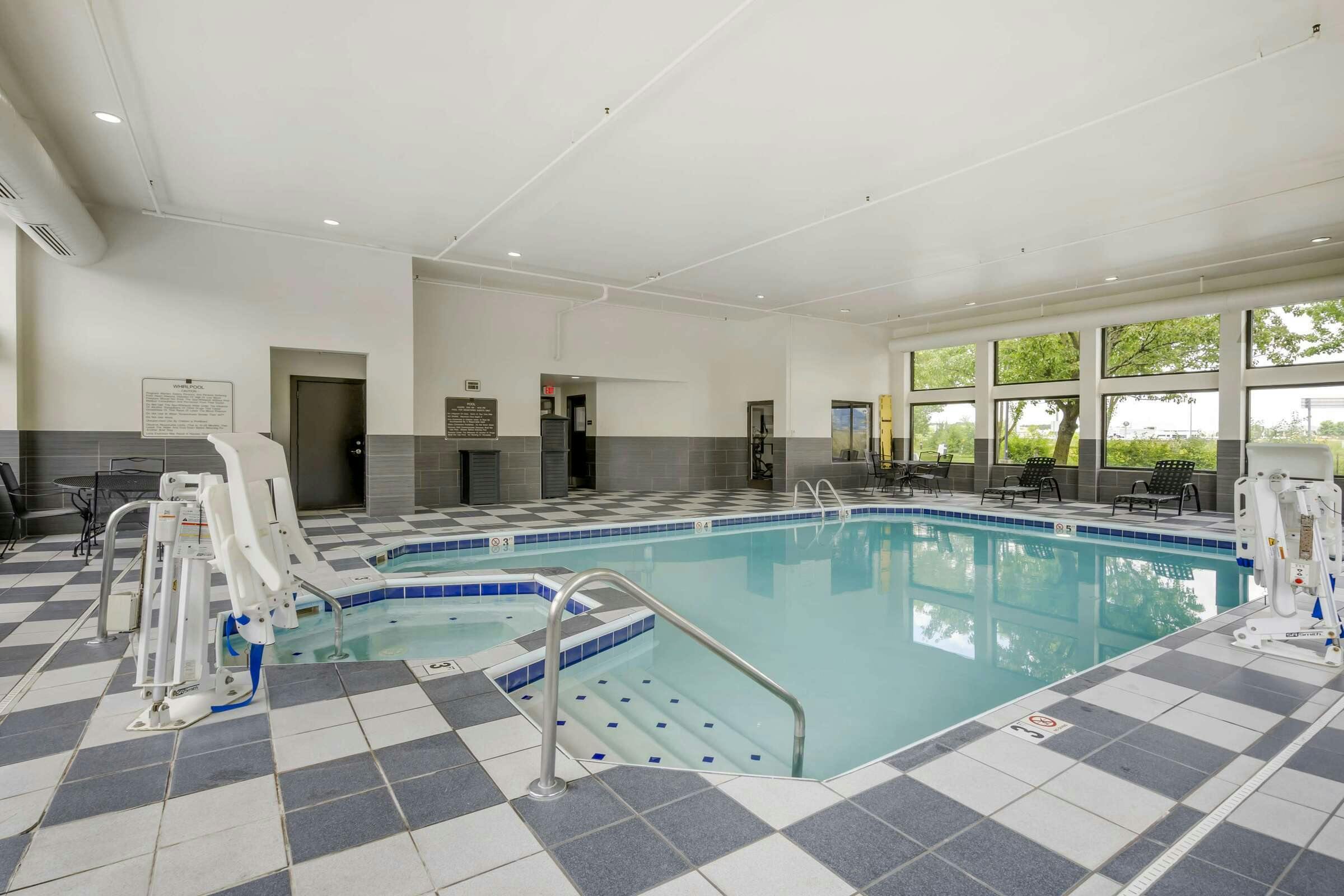 Hotel Best Western Suites photo 2