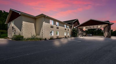 SureStay Plus Hotel by Best Western Berkeley Springs