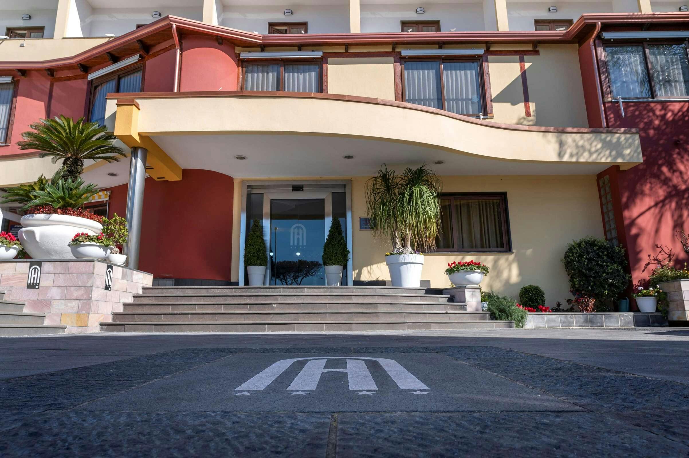 Hotel Agora, Sure Hotel Collection By Best Western