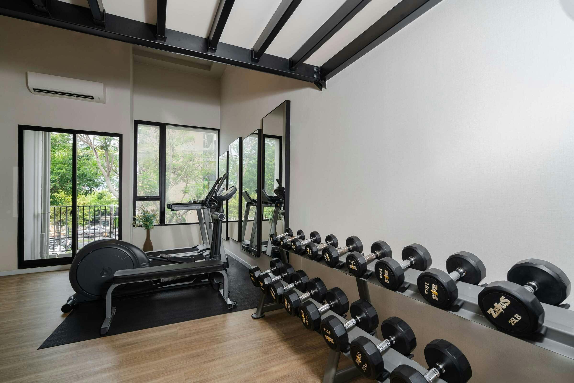 Hotel Sure Stay By Best Western Bangkok Ramintra photo 3