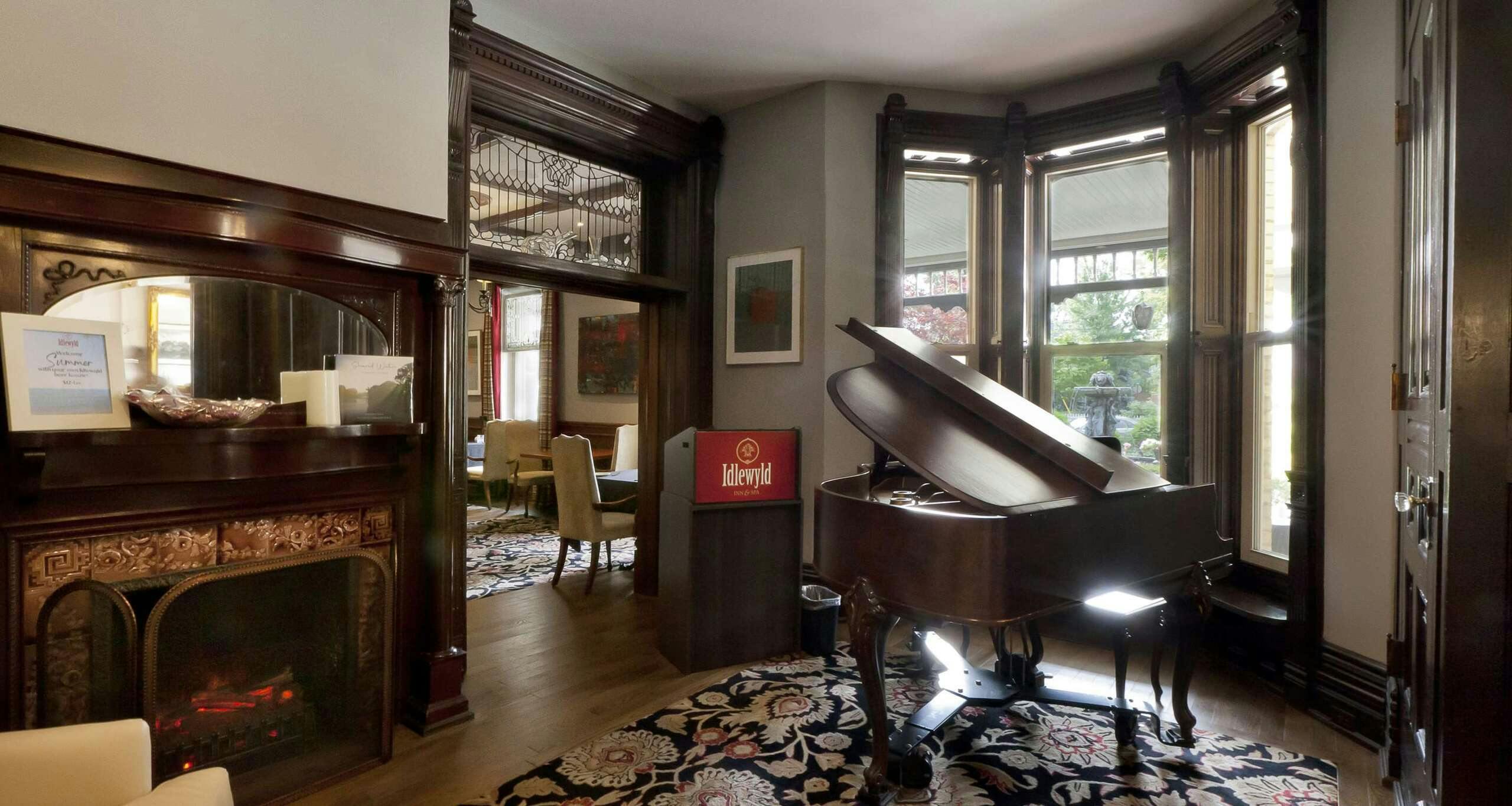 Hotel Idlewyld Inn & Spa photo 2