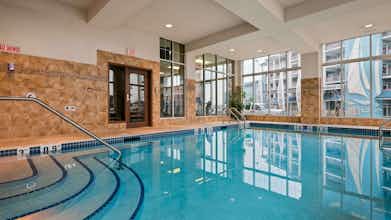 Hotel Best Western Plus Chateau Inn Sylvan Lake photo 2