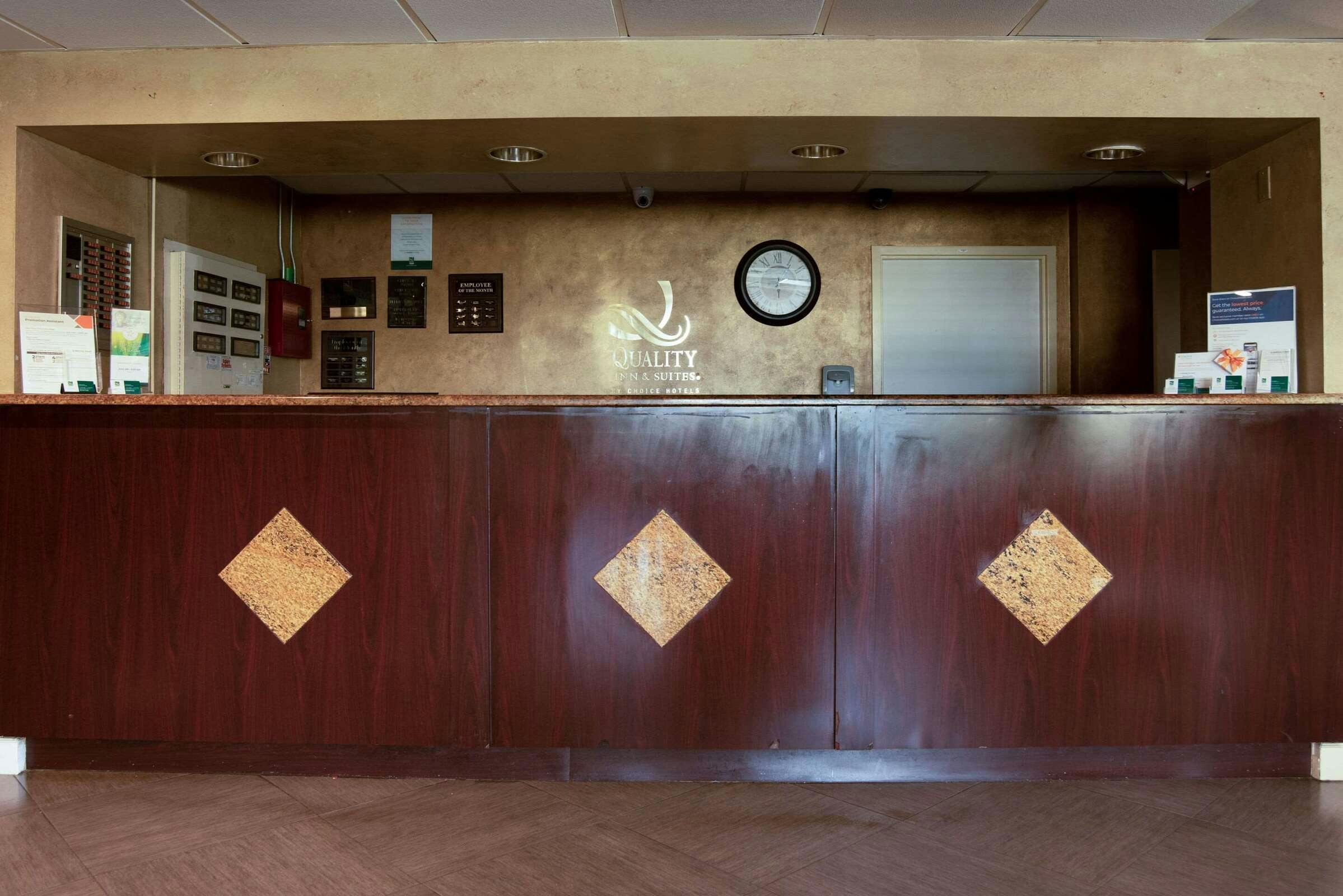 Hotel Sure Stay Hotel By Best Western St. Pete Clearwater Airport photo 2