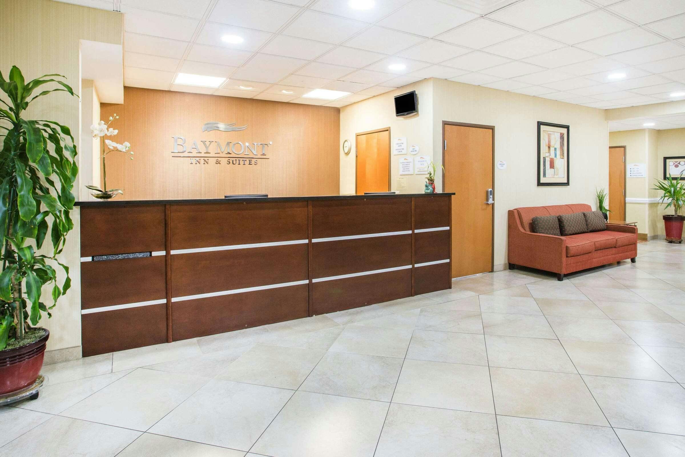 Hotel Baymont I S Savannah South photo 2