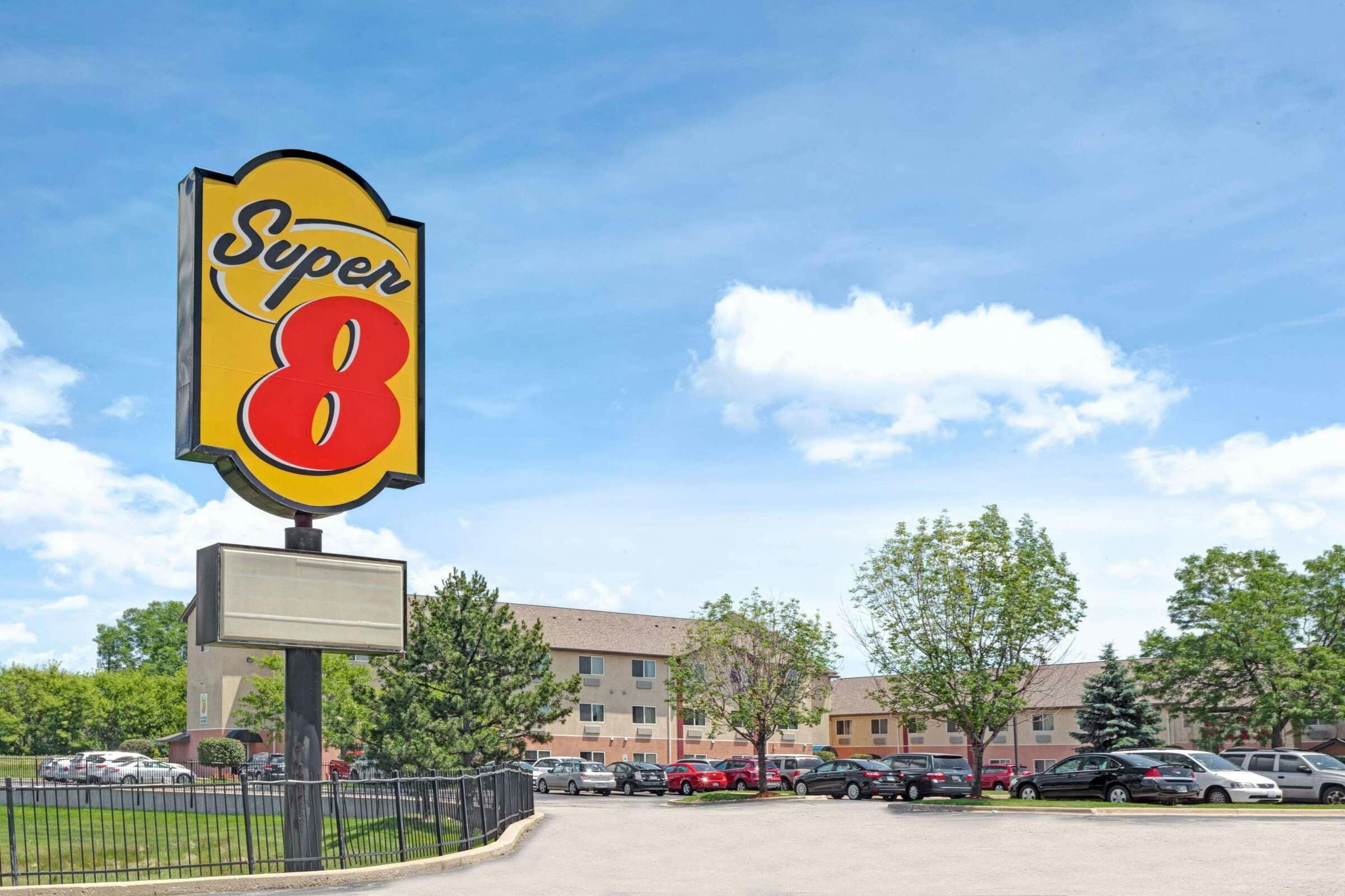Super 8 Chicago O Hare Airport