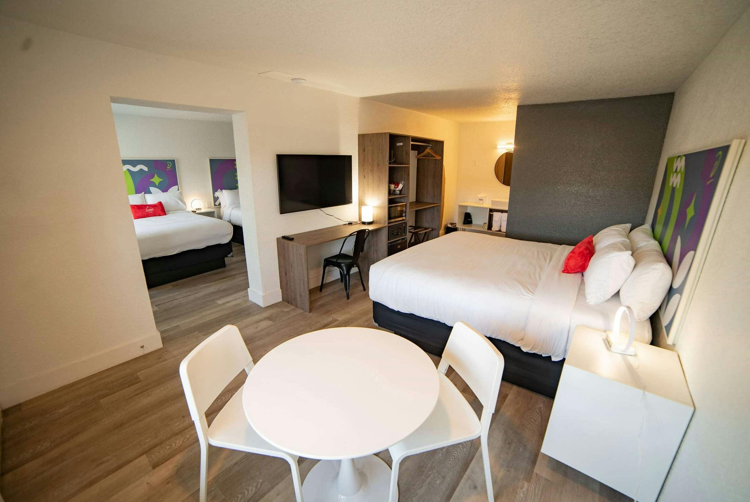 Hotel Baymont by Wyndham Jacksonville Airport photo 5