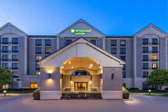 Hotel WY Garden Kansas City Airport photo 1