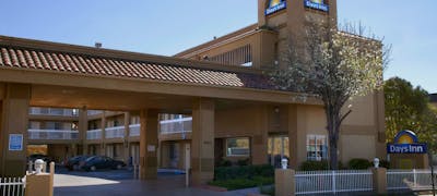 Days Inn-Hayward Airport