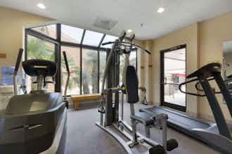 Hotel Ramada by Wyndham Raleigh photo 2