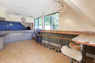 Hotel Days Inn by Wyndham Nanuet / Spring Valley photo 1