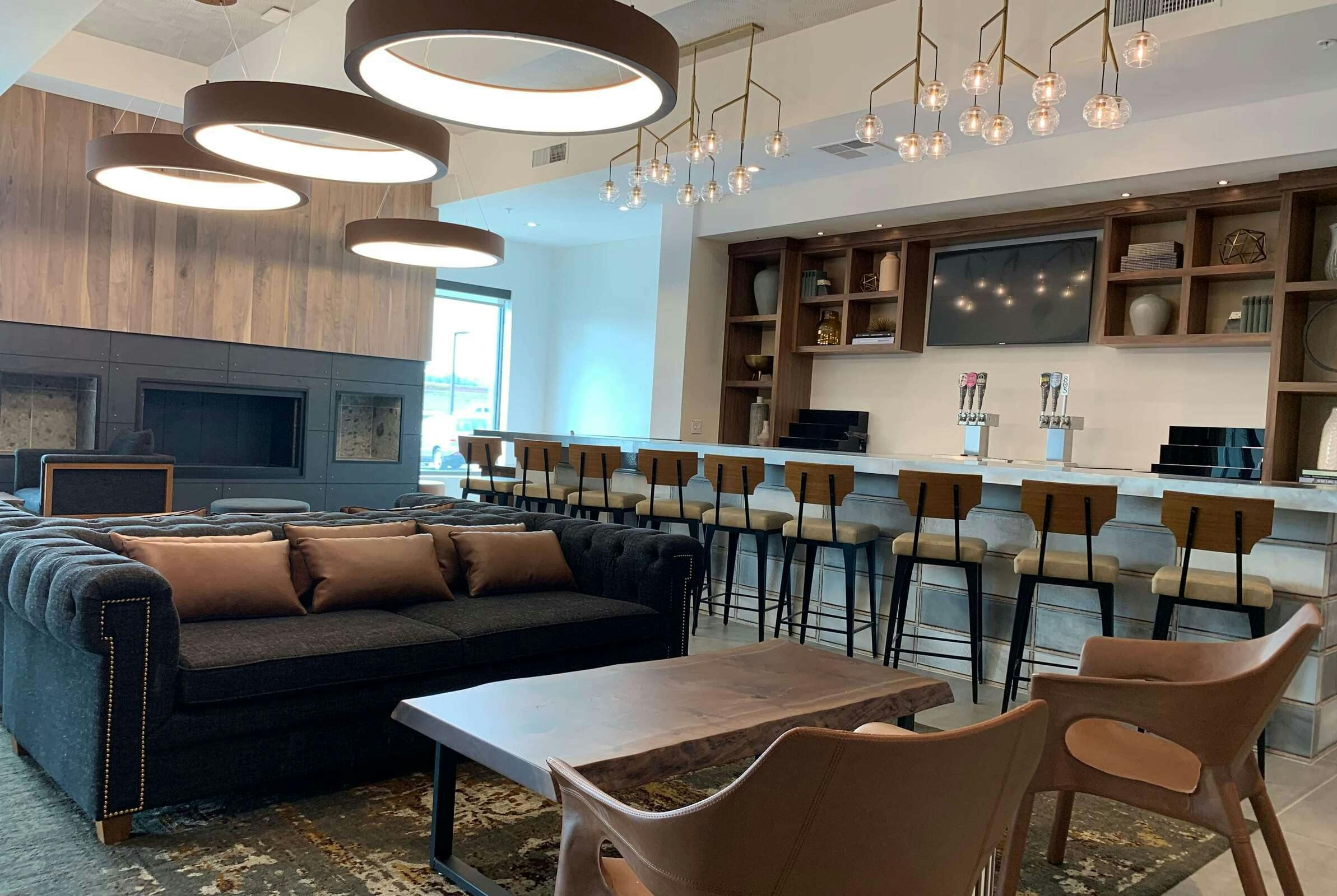 Hotel La Quinta Inn & Suites by Wyndham Santa Rosa Sonoma photo 3