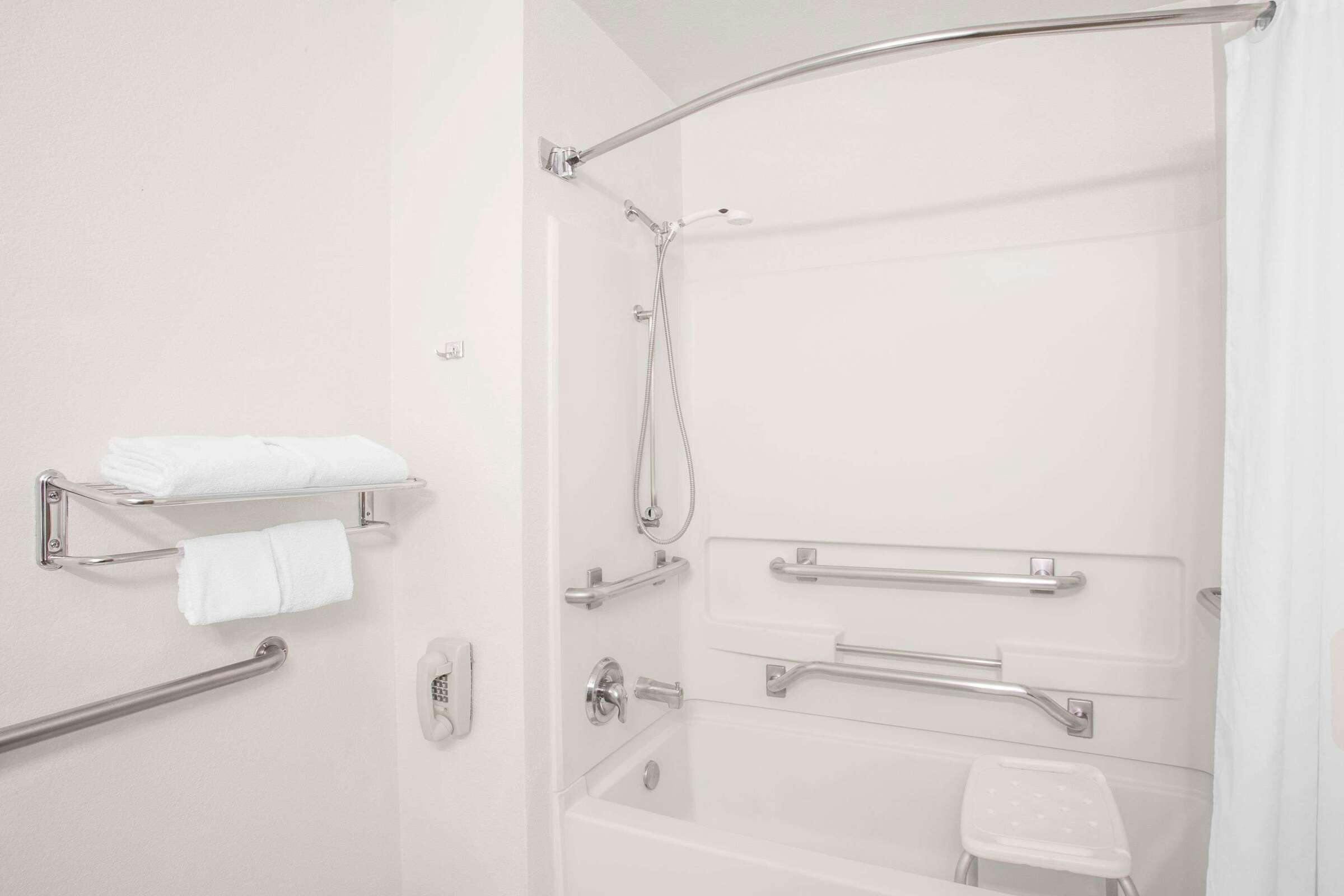 Hotel Super 8 by Wyndham Winnemucca NV photo 4