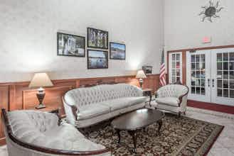 Hotel Ramada by Wyndham Groton/Mystic photo 4