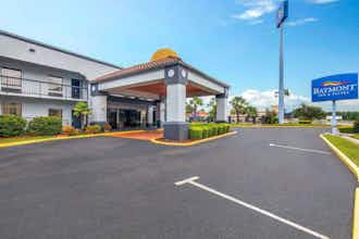 Hotel Baymont I S Tillmans Corner photo 1