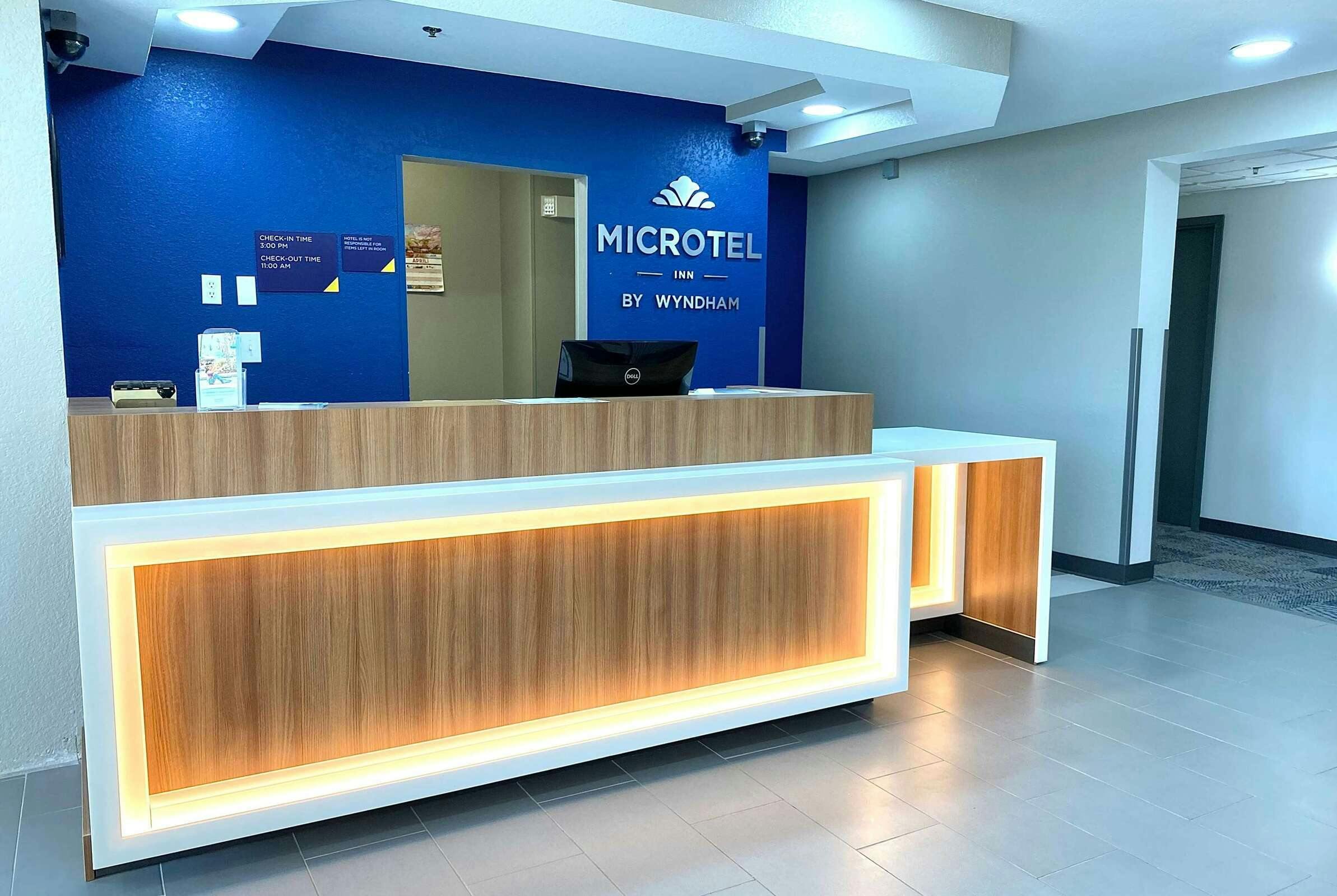 Hotel Microtel Inn by Wyndham Beckley photo 5