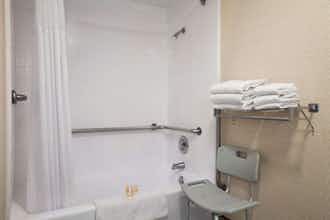 Hotel Days Inn Gilroy photo 3