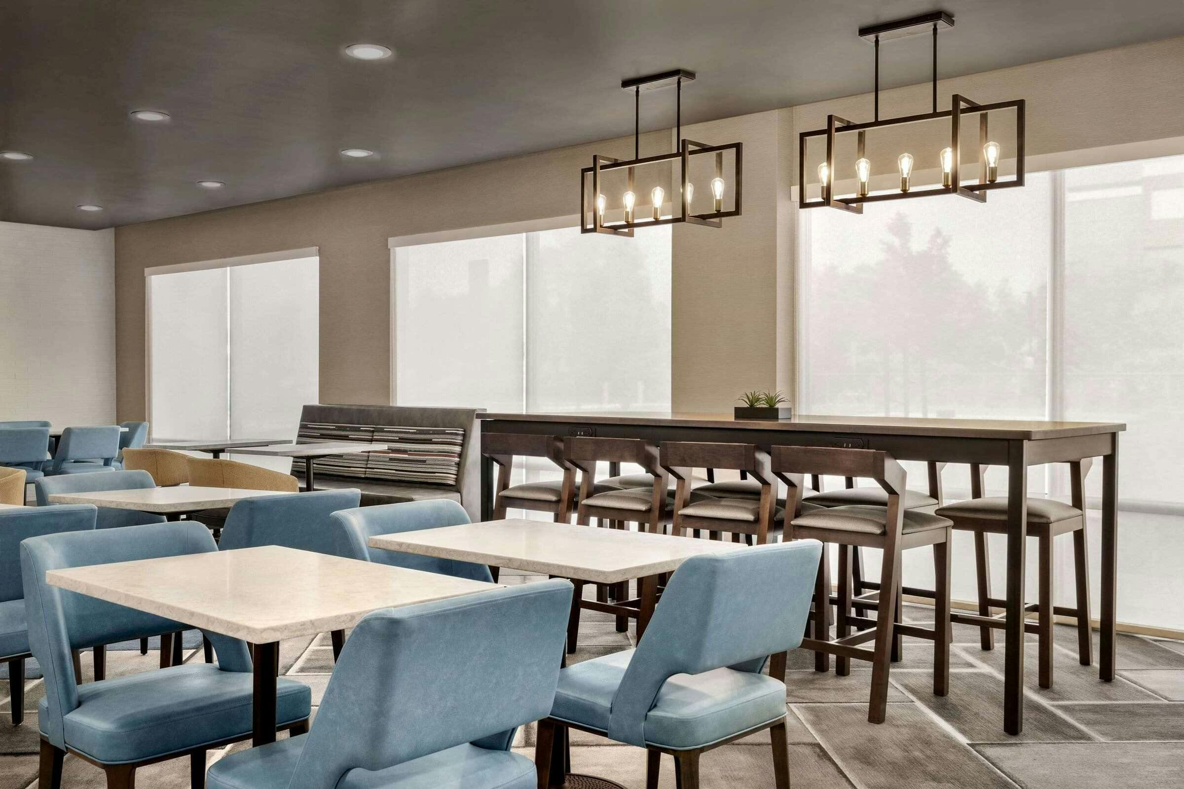 Hotel La Quinta Inn & Suites by Wyndham San Bernardino photo 2