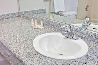 Hotel Days Inn And Suites Fullerton photo 3