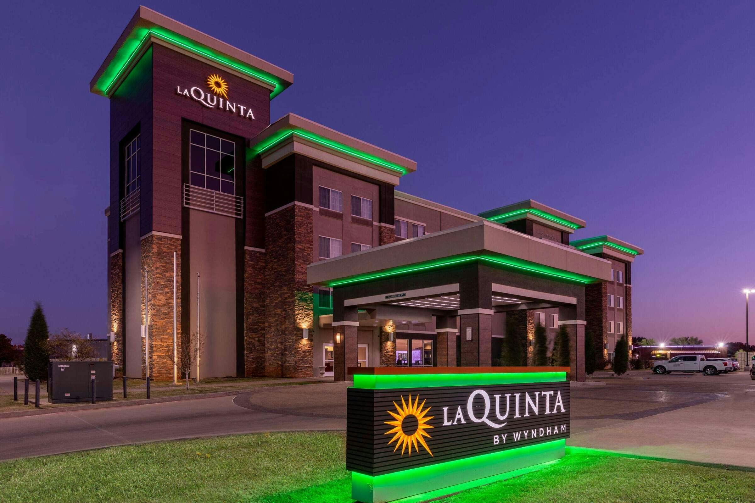 Hotel La Quinta Inn Ste MSU Area photo 4