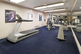 Hotel Ramada Bettendorf photo 1