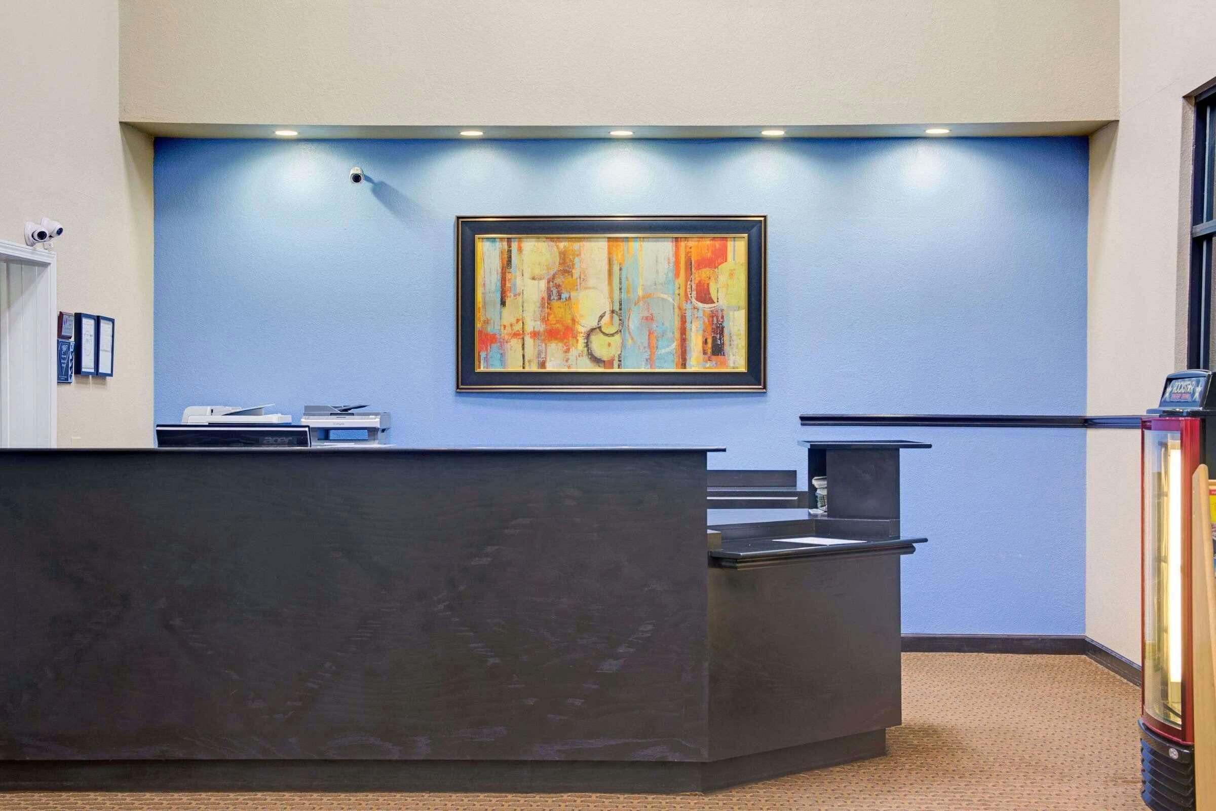 Hotel Days Inn Lawrenceville photo 1