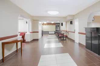 Hotel Ramada Edgewood photo 2