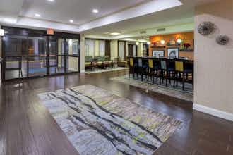 Hotel Baymont Inn Suites Saraland photo 5