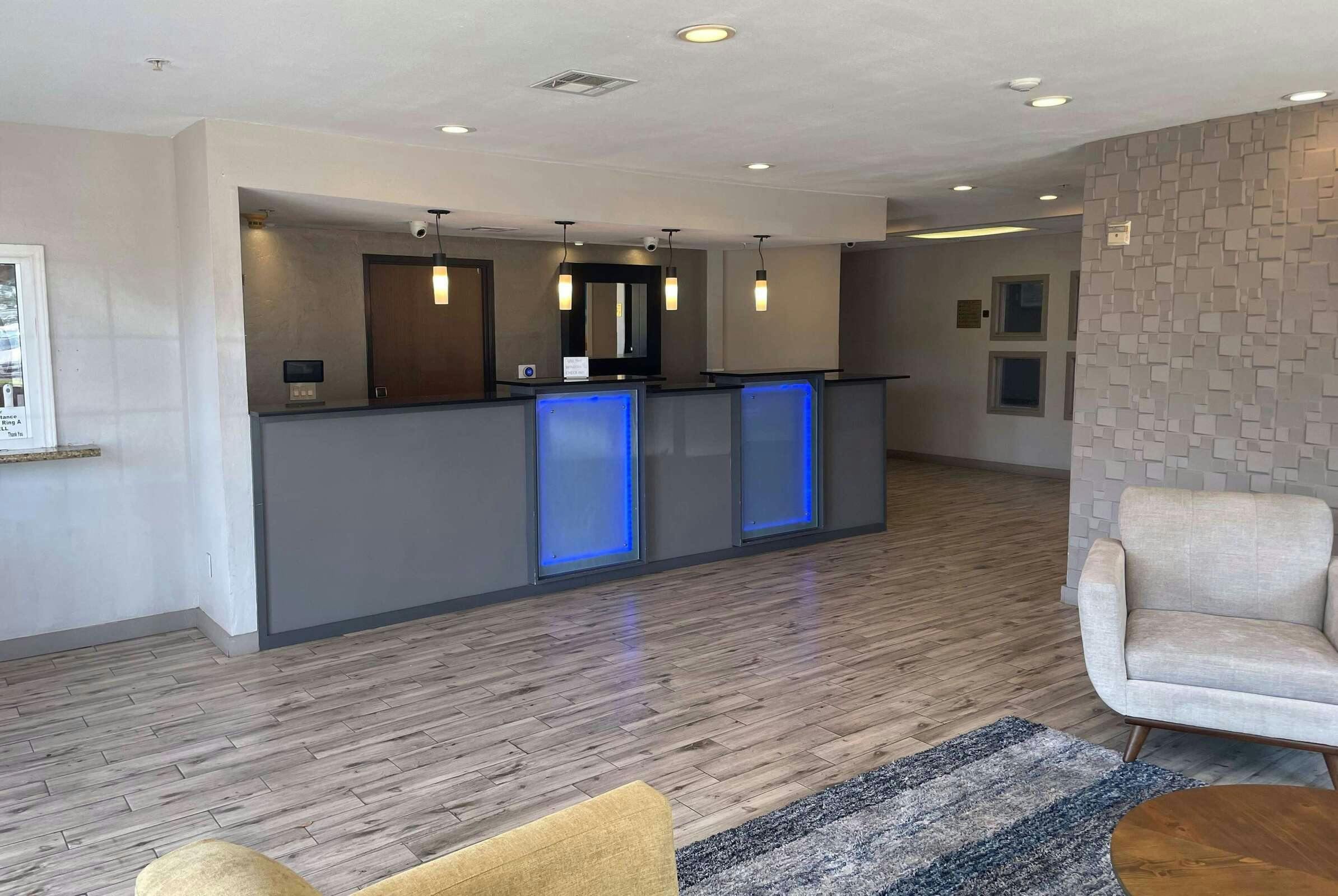 Hotel Days Inn by Wyndham Mesquite Rodeo TX photo 2