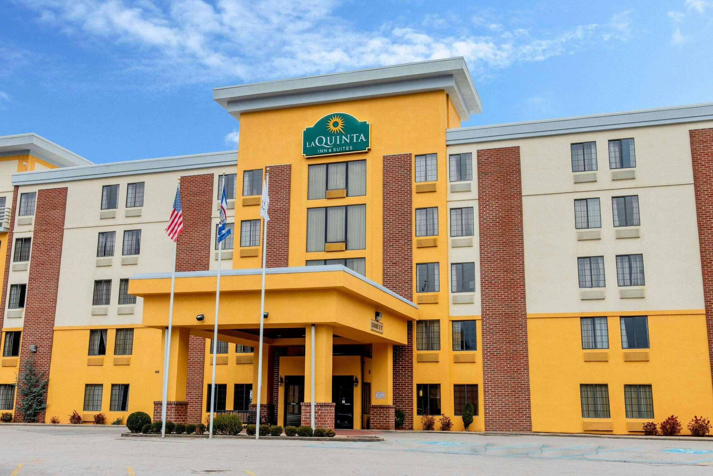 Hotel La Quinta Inn Ste Elkview photo 1
