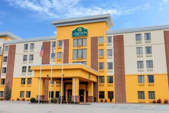 Hotel La Quinta Inn Ste Elkview photo 1