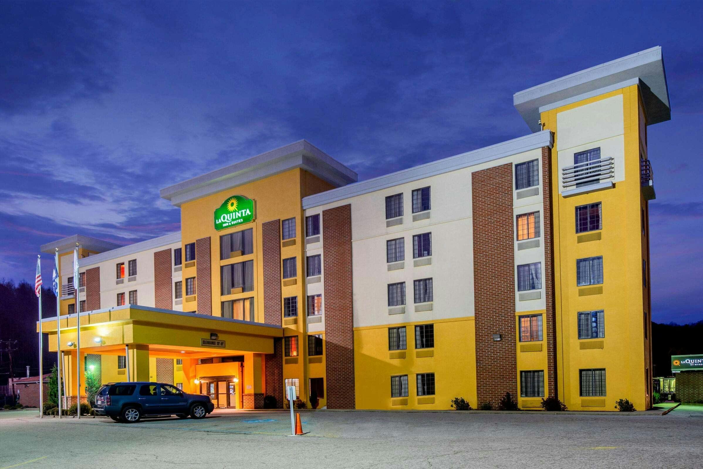 Hotel La Quinta Inn Ste Elkview photo 2