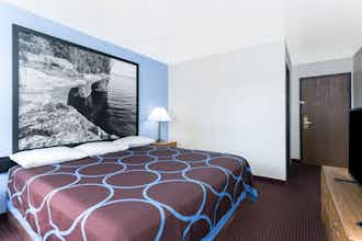 Hotel Super 8 Wisconsin Dells photo 3
