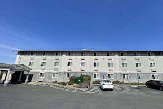 Hotel Super 8 Sacramento/Florin Rd photo 3