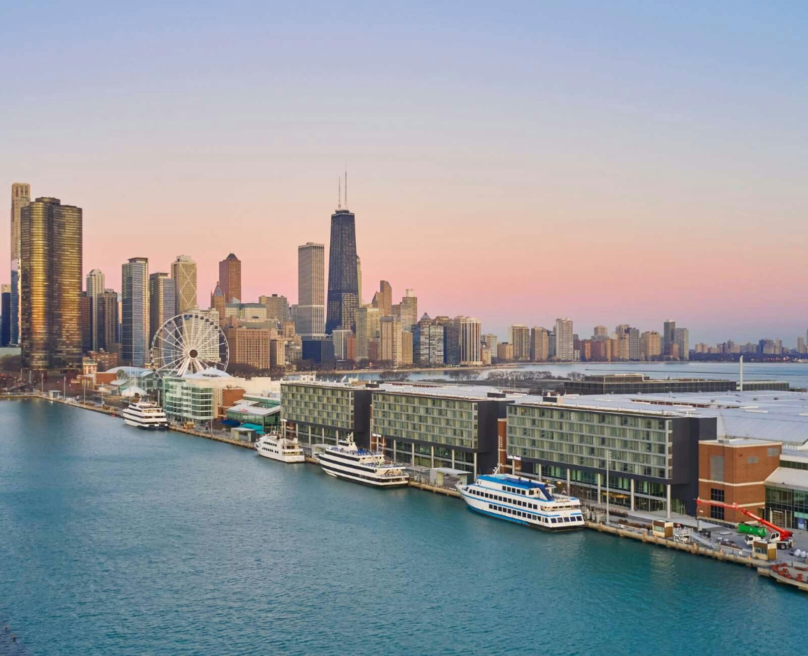 Hotel Sable at Navy Pier Chicago, Curio Collection by Hilton photo 5