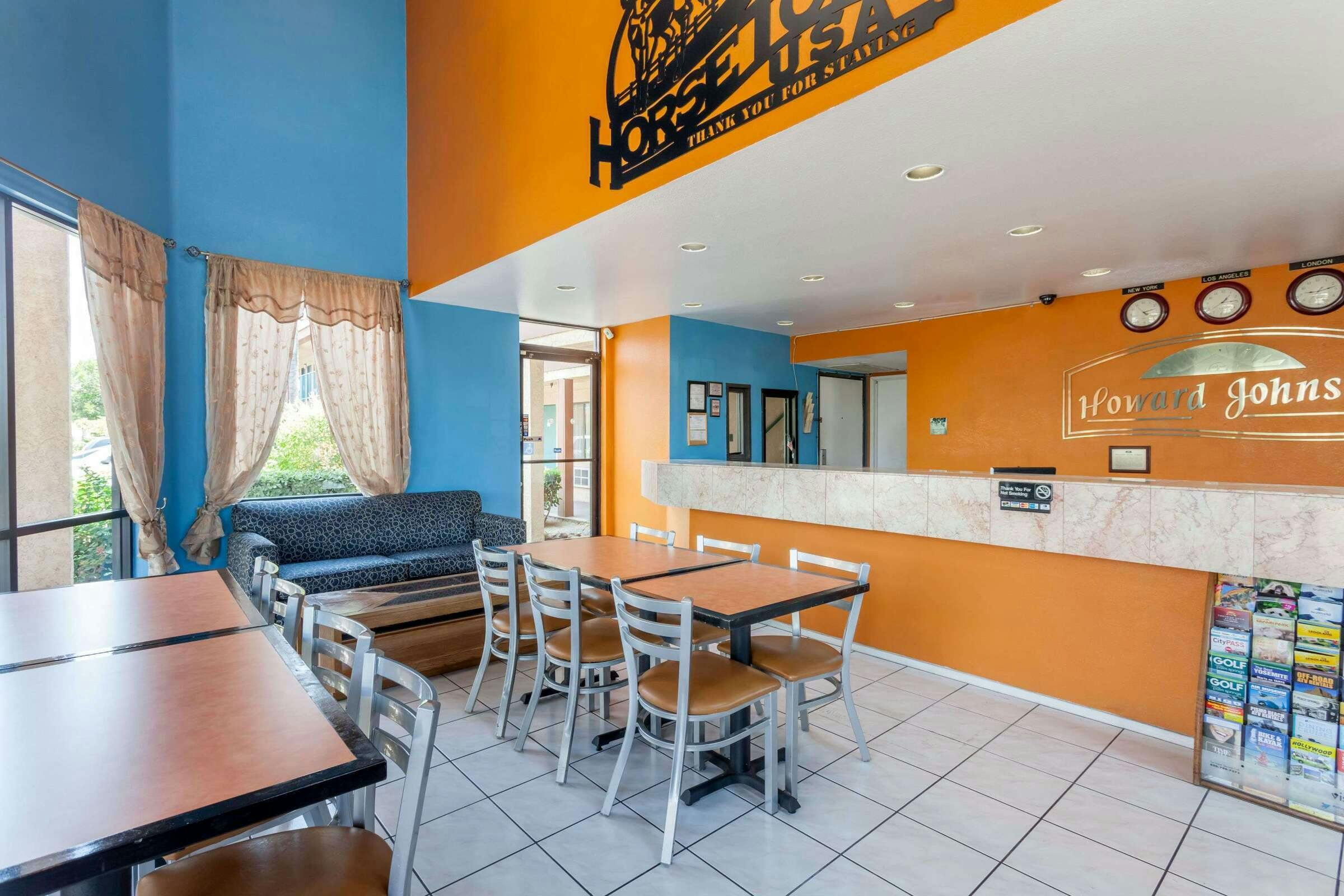 Hotel Howard Johnson by Wyndham Norco photo 1