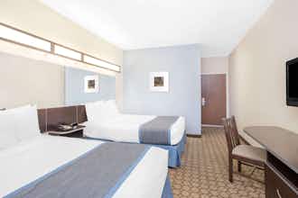 Hotel Microtel San Angelo photo 4