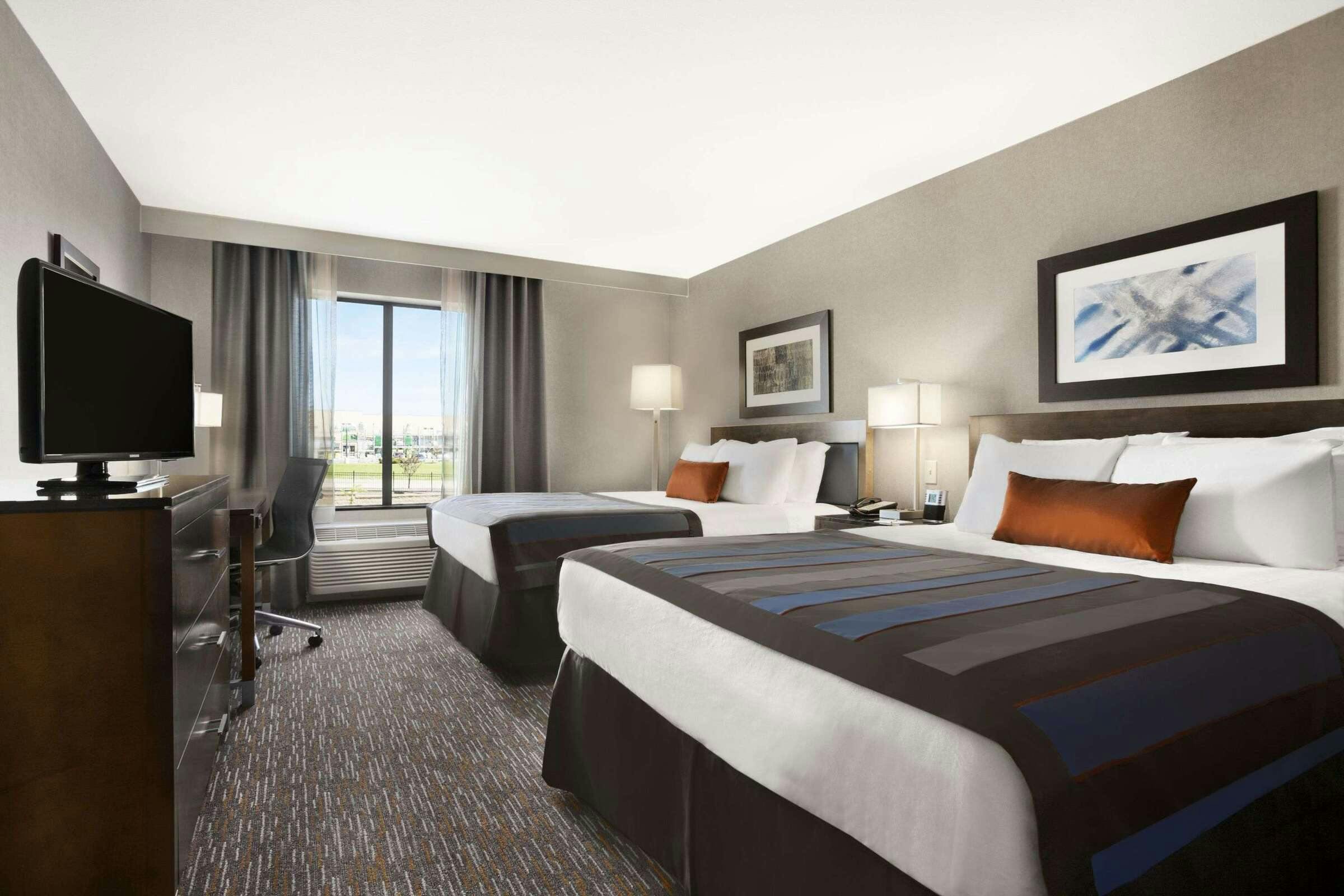 Hotel Wingate by Wyndham Bismarck photo 5